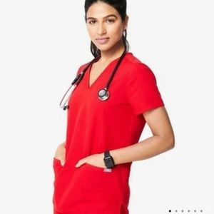 FIGS Casma Three-Pocket Scrub Top in  Sz S
